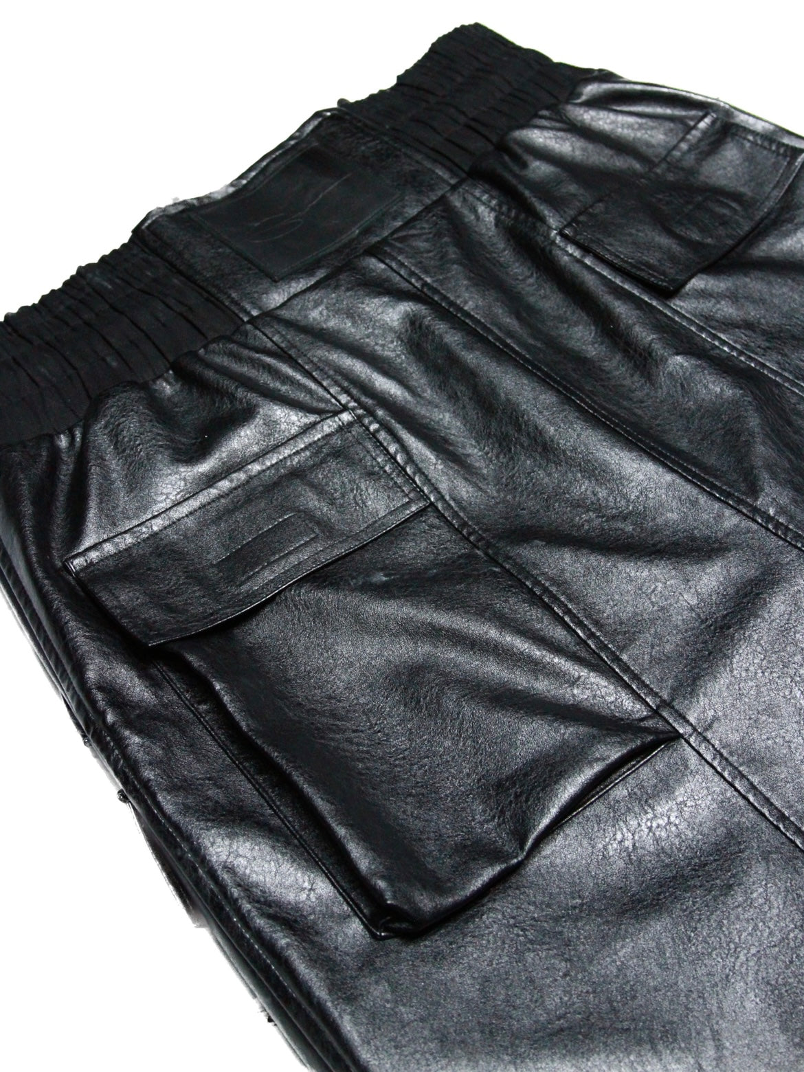 - LEATHER BOXING SHORTS -BLACK