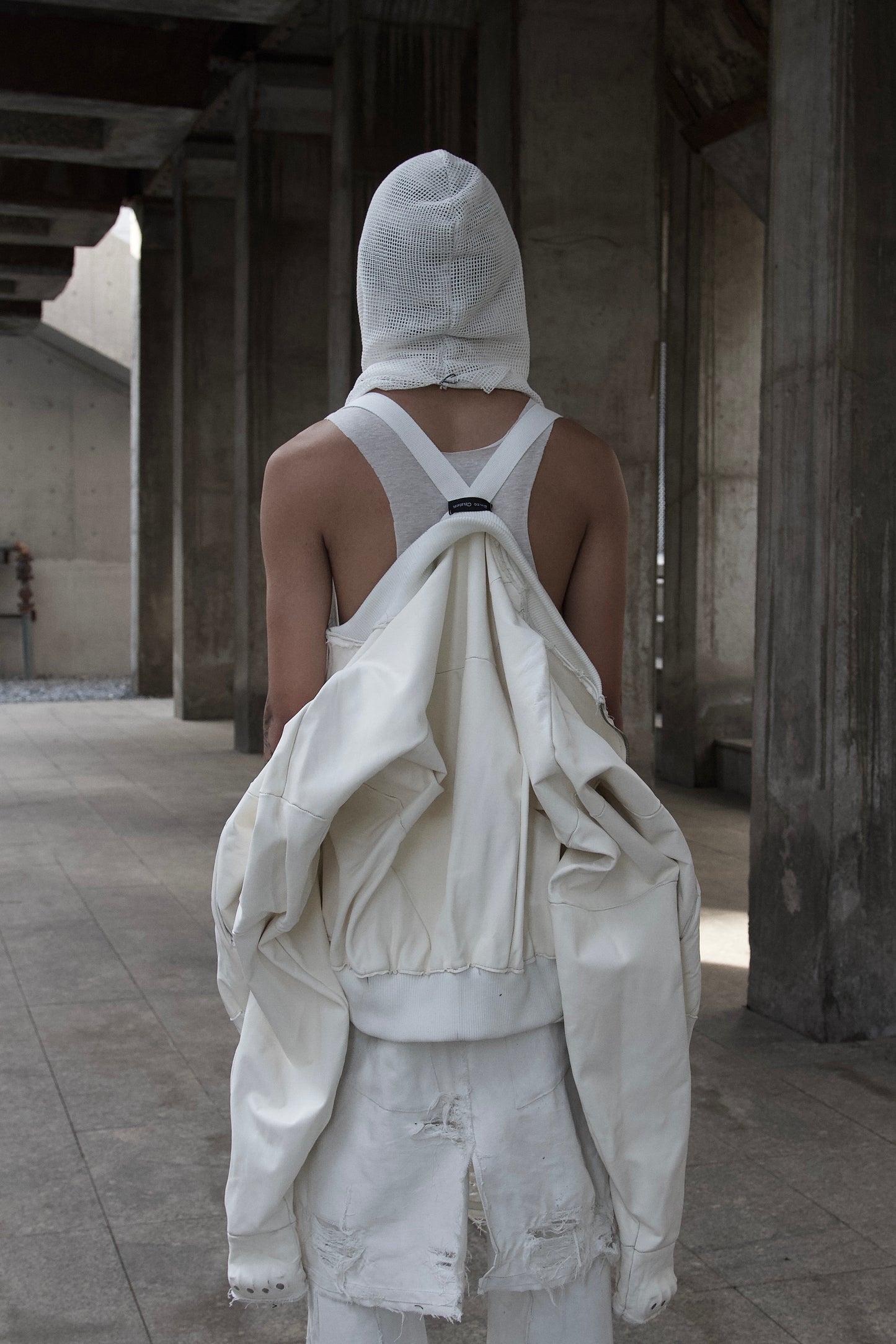 ÇREUX - PRØSTHETIC GLØVE BOMBER - WHITE