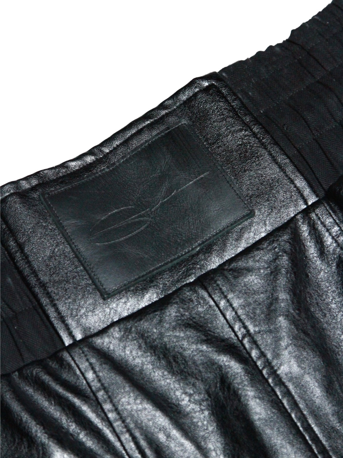 - LEATHER BOXING SHORTS -BLACK
