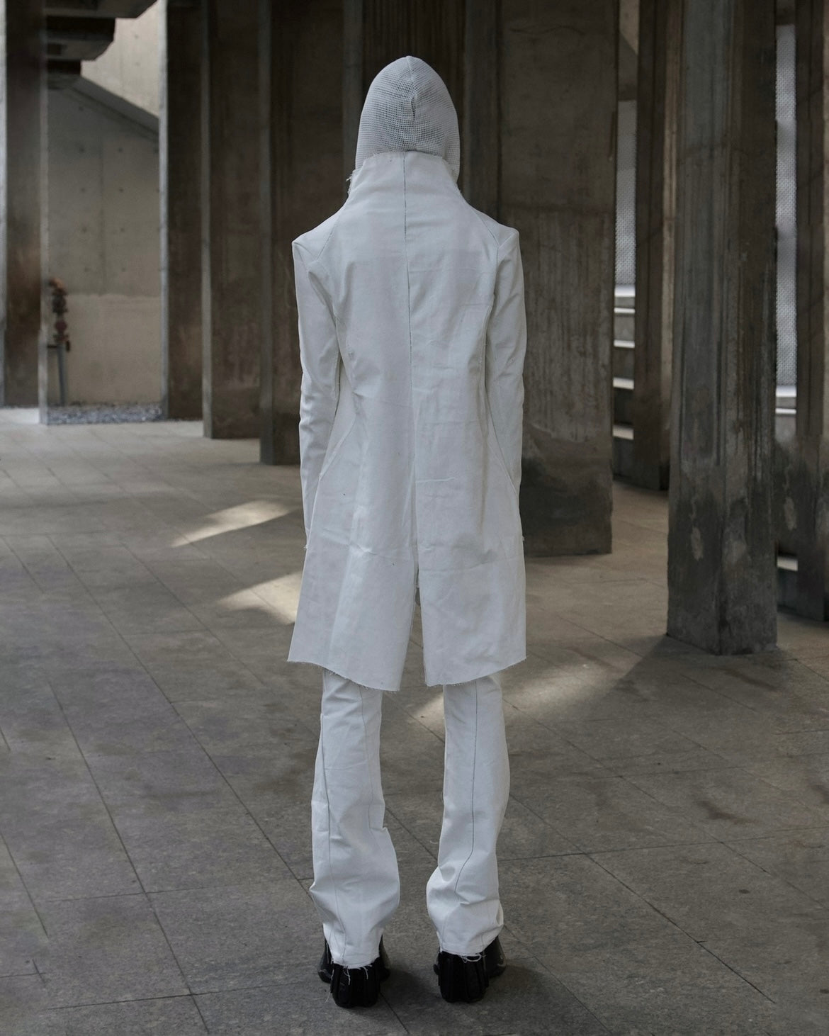 TØRNAD - WAXED COATED TORNADO FLARED JEANS - WHITE