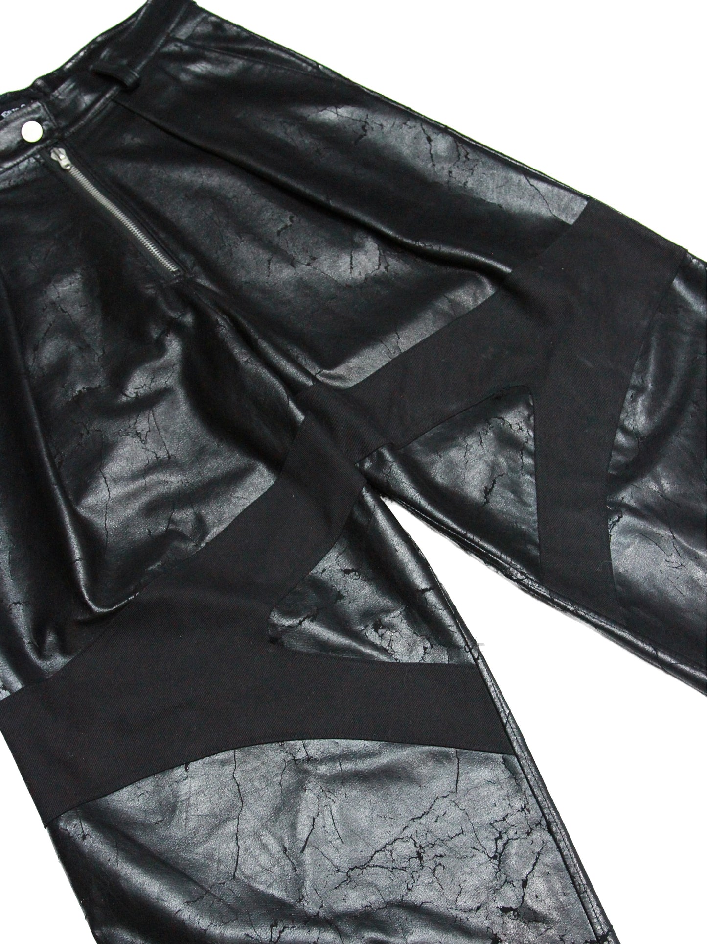- ILLU - CRACKED LEATHER COATED PANTS -
